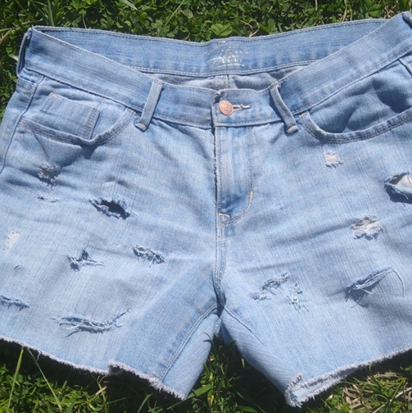 Denim distressed shorts - Picture 3 of 6